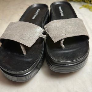 Donald Pliner Fifi sandals 9